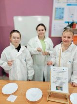 CHARYTATYWNY KLUB PASJI NIETYPOWYCH WARSZTATY- SOLE DO KĄPIELI